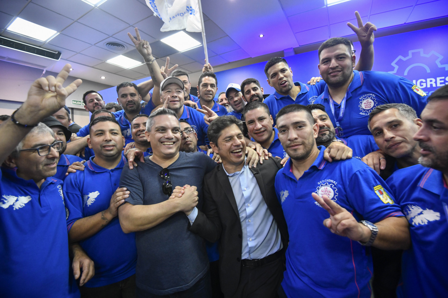 Kicillof busca la paz con el kirchnerismo y se suma al paro de la CGT