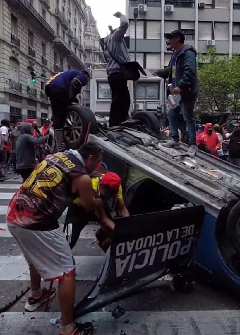 Condenaron al que atacó a un patrullero en la marcha de los jubilados
