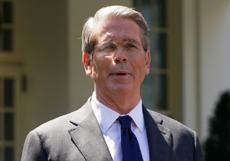 EE.UU. respalda el plan de Milei: Secretario del Tesoro llegó a Argentina