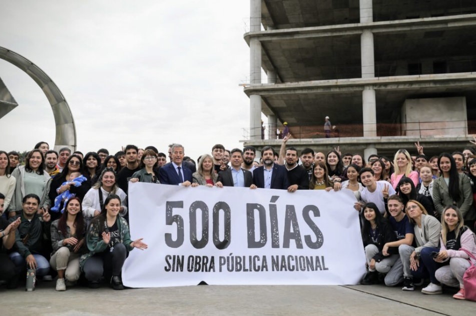 Kicillof: "Milei le está reventando el bolsillo a los trabajadores"