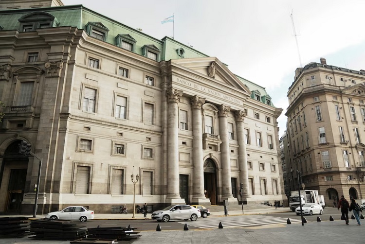 Sueldos públicos sin monopolio: los Bancos que competirán con el Nación