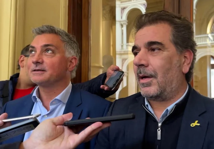 Escándalo en Bahía Blanca: el Pro rompe con LLA y acuerda con el peronismo