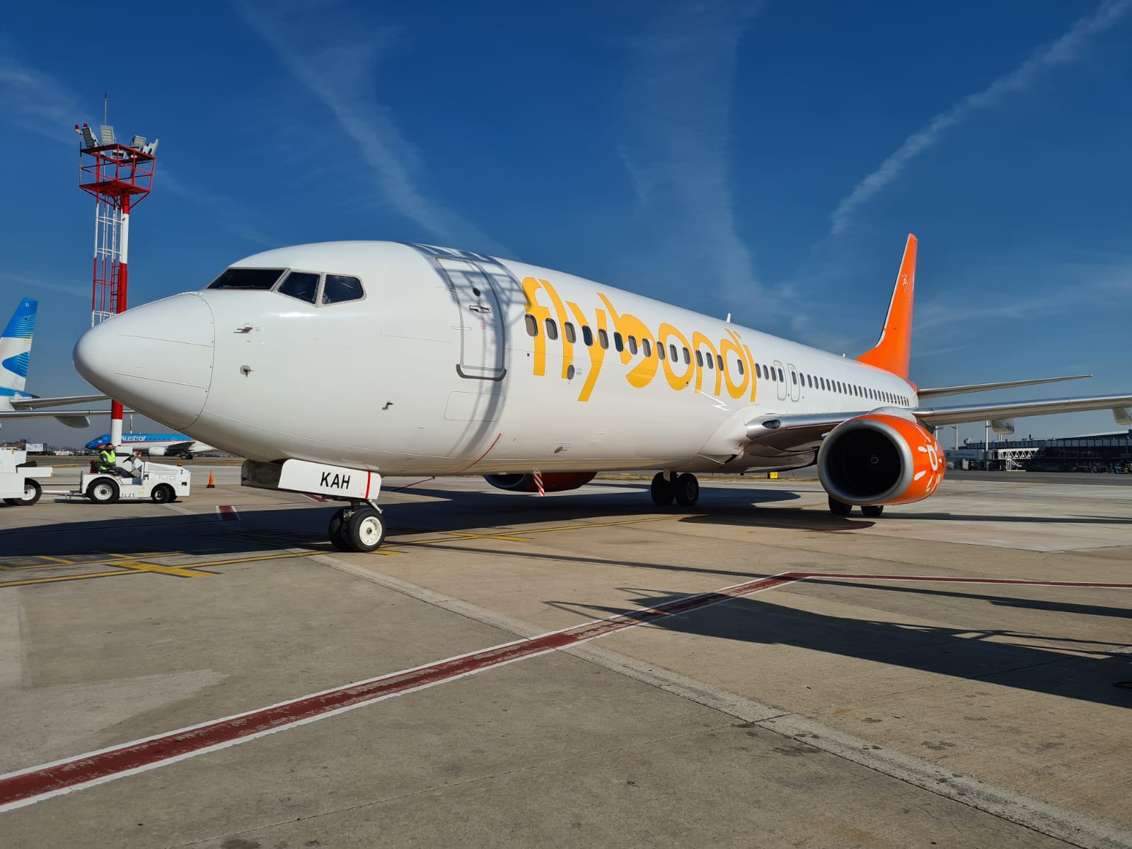 Flybondi tiene nuevo dueño ligado al Gobierno y con prontuario político