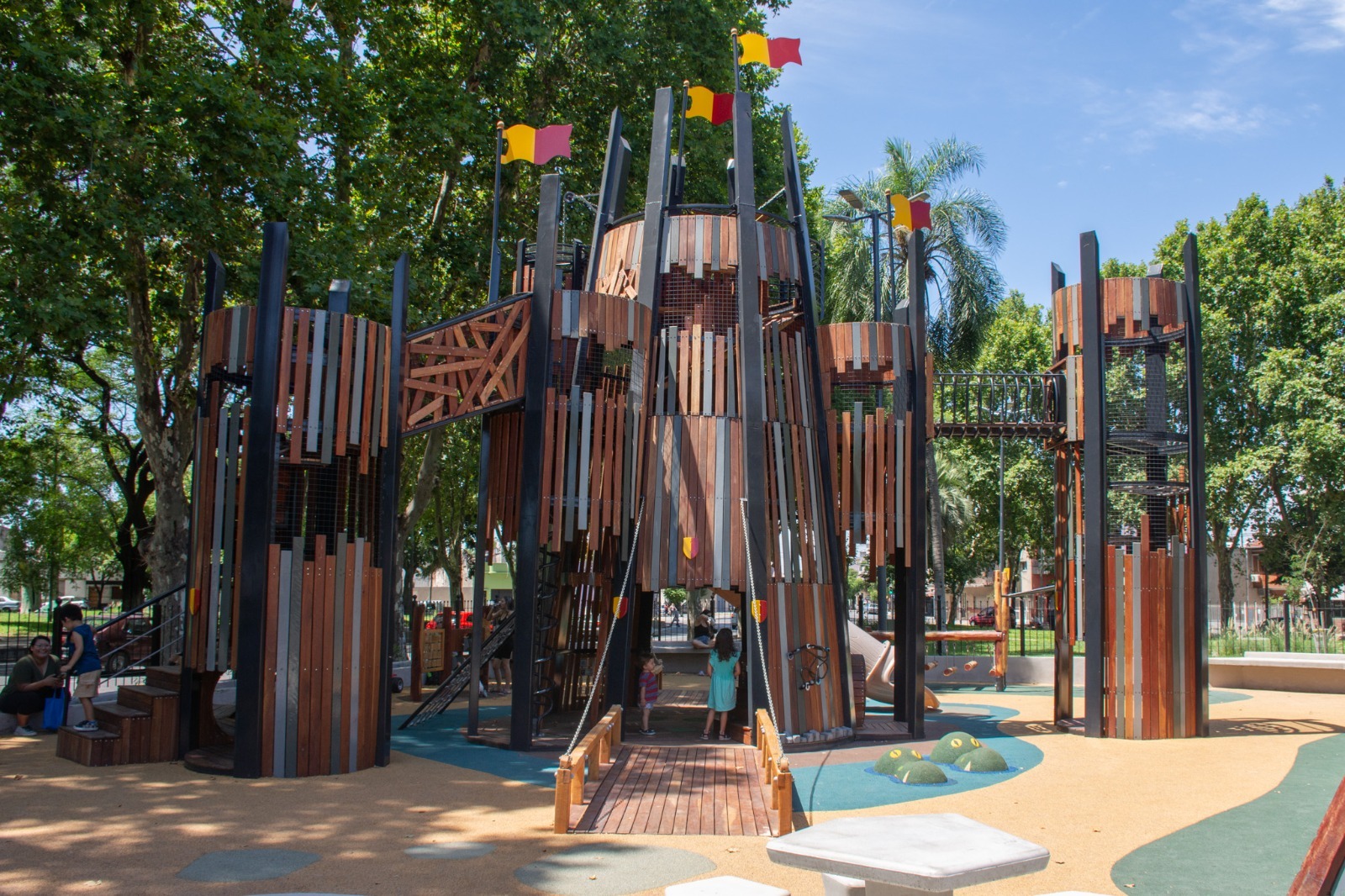 Un castillo medieval en CABA: la nueva atracción de Parque Avellaneda