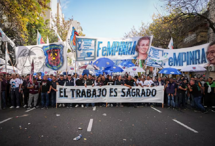 Alianza multisectorial desafía el plan de ajuste de Milei