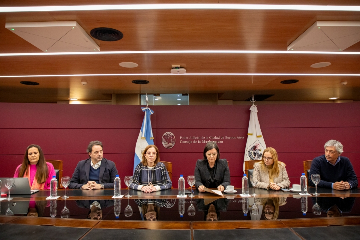 El Consejo presenta una nueva versión de su Justibot con inteligencia artificial