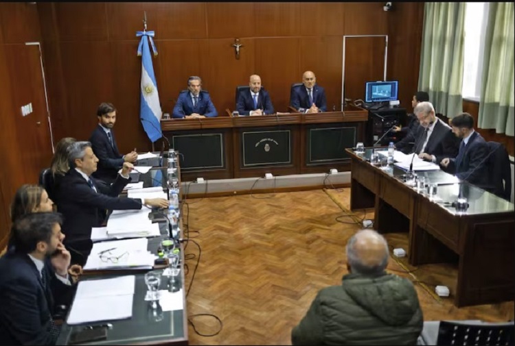 Cristina entre la prisión domiciliaria y el tironeo judicial por su ubicación