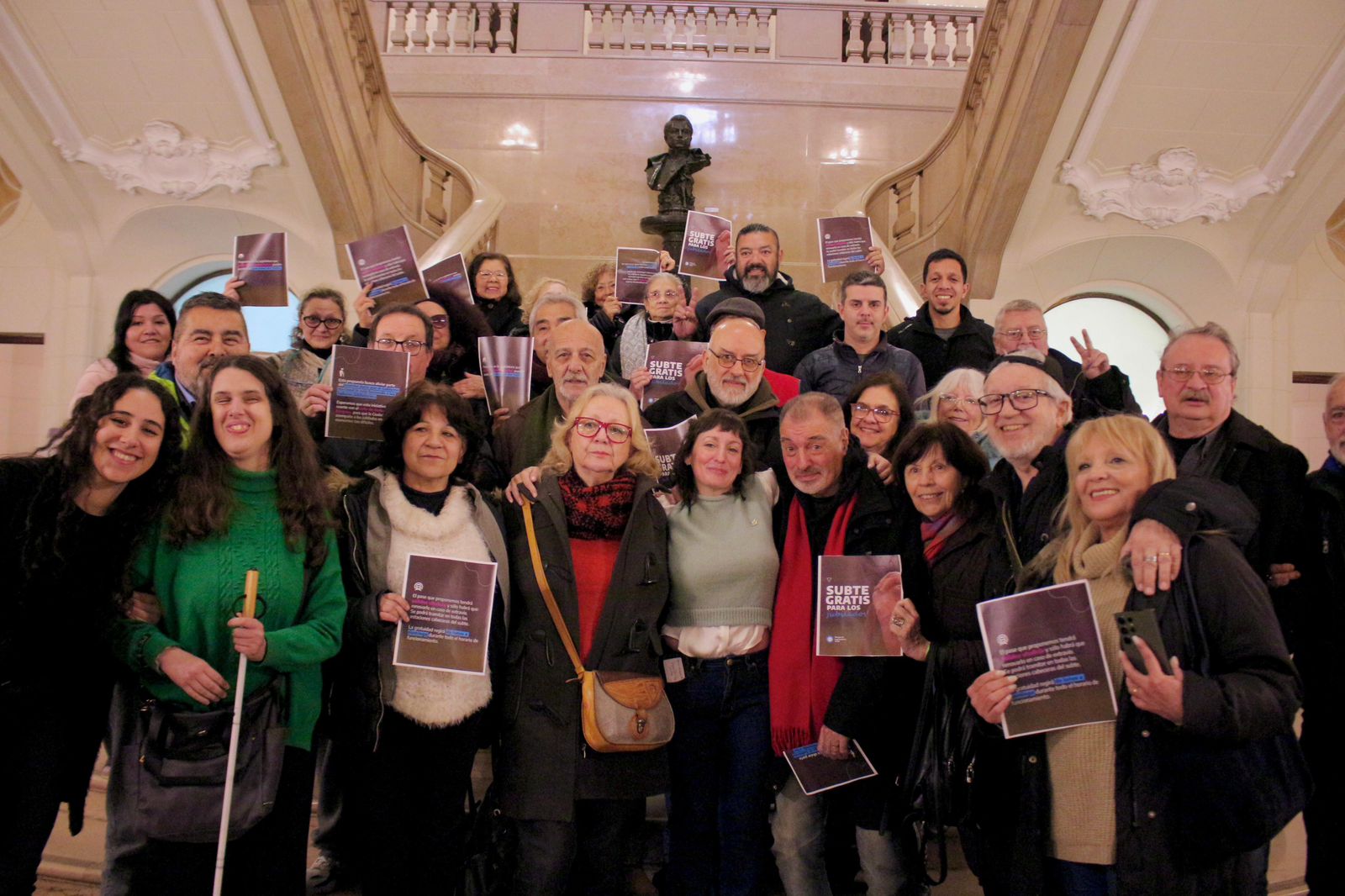 Subte gratis en CABA: el bloque de UP celebró con jubilados