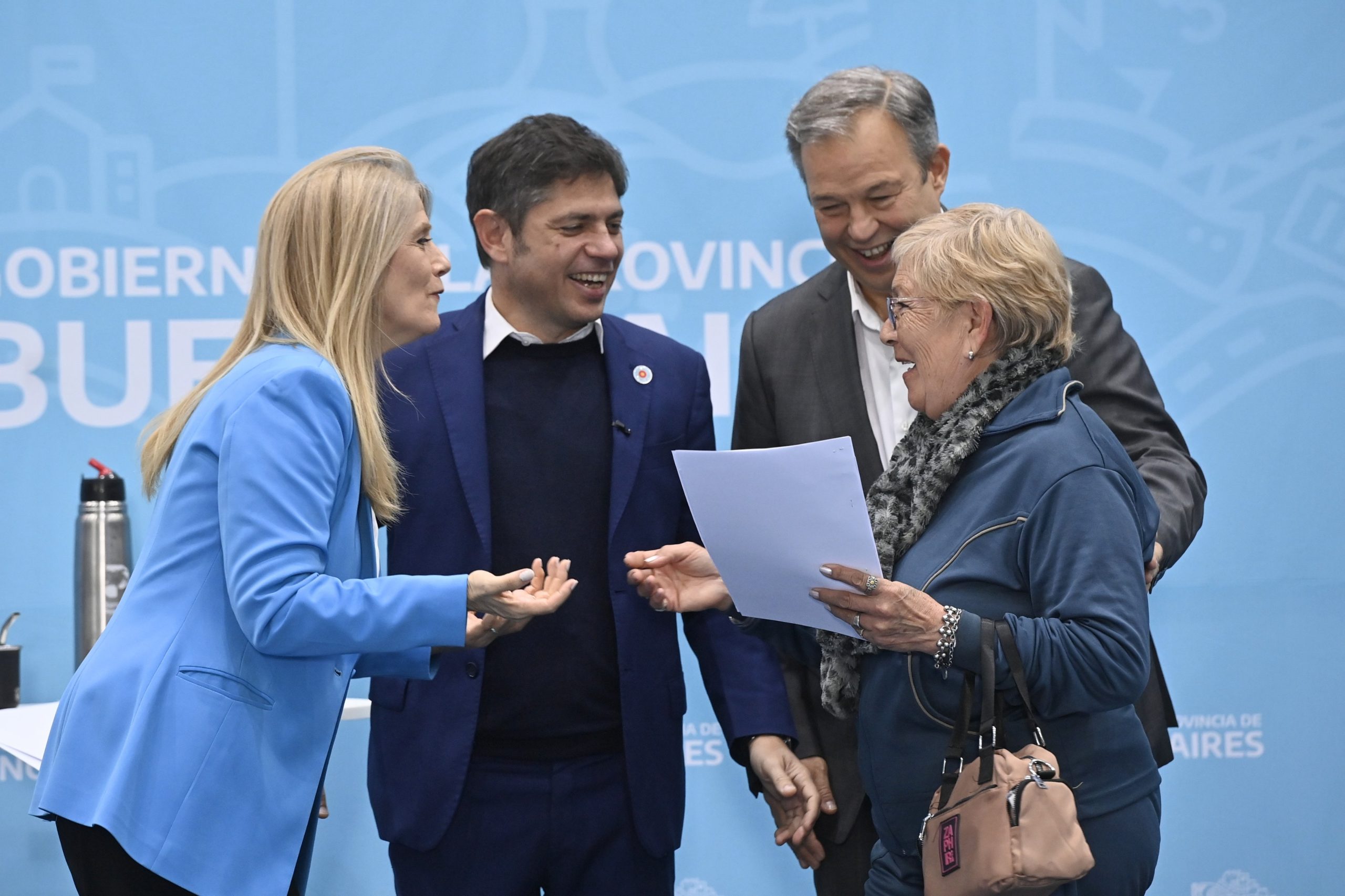 Kicillof lanza la campaña en la PBA en soledad y priorizando la gestión