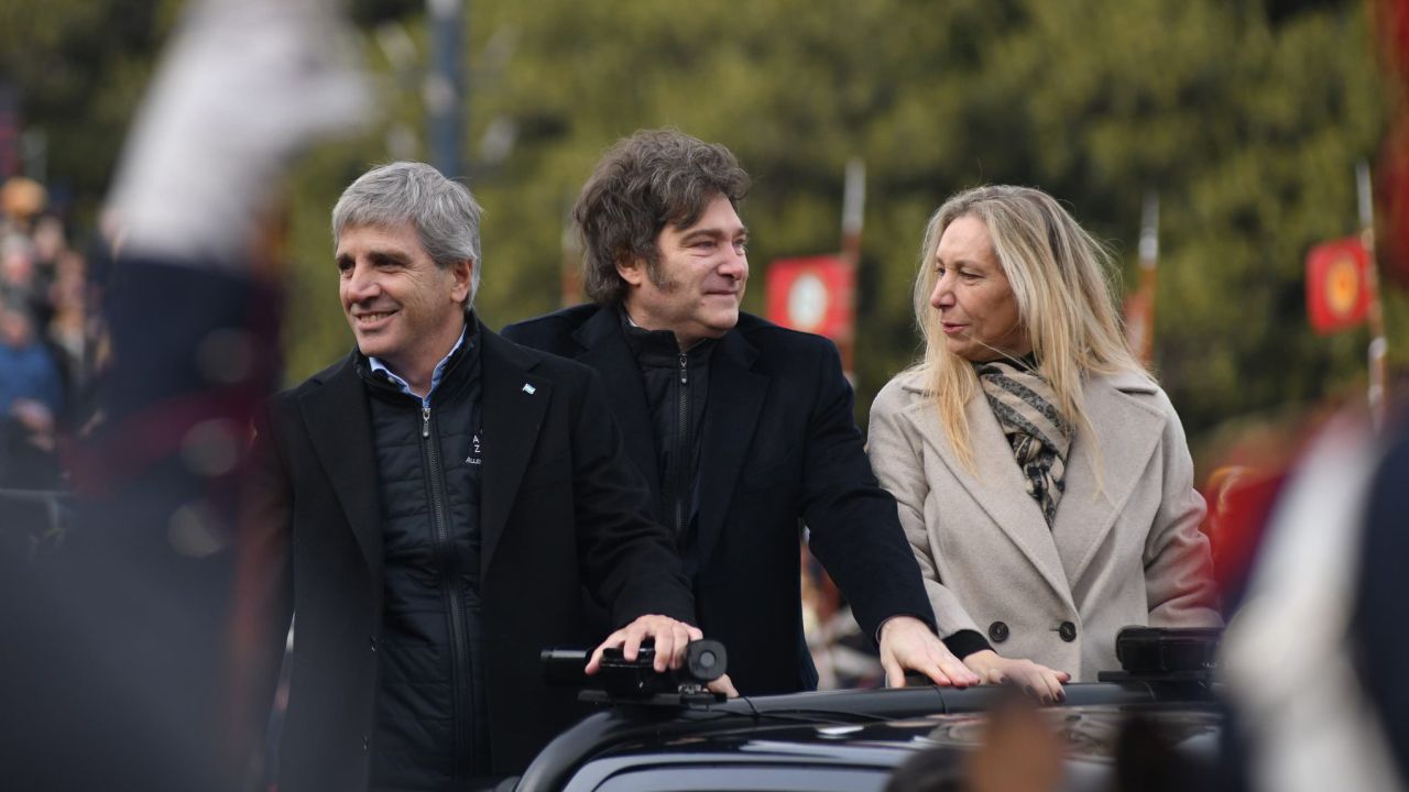 Milei anunció una baja en las retenciones de carne, soja y otros cereales