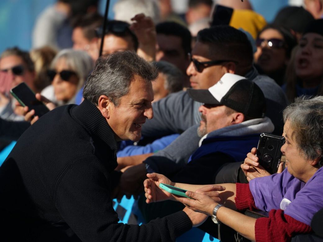 Apoyo a  Kicillof: Massa lanzó su spot con Fuerza Patria y llamó a la unidad