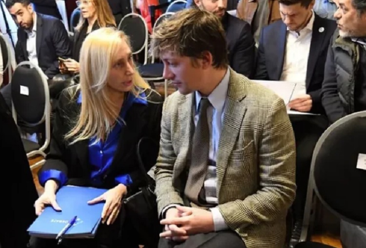 Karina Milei convocó a Santiago Caputo para diseñar la campaña en PBA