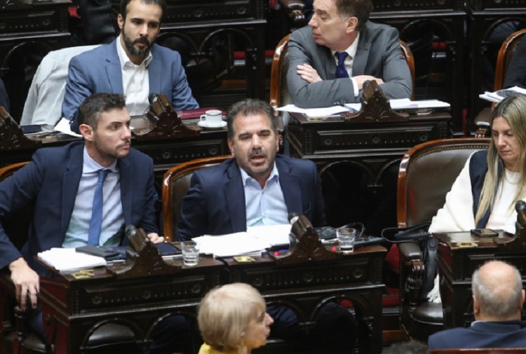 El Pro modera su postura y facilita el respaldo legislativo a los vetos de Milei