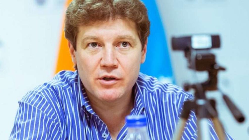 Melella: “Dijeron que no iba a haber fondos para amigos y la operatoria es la misma”