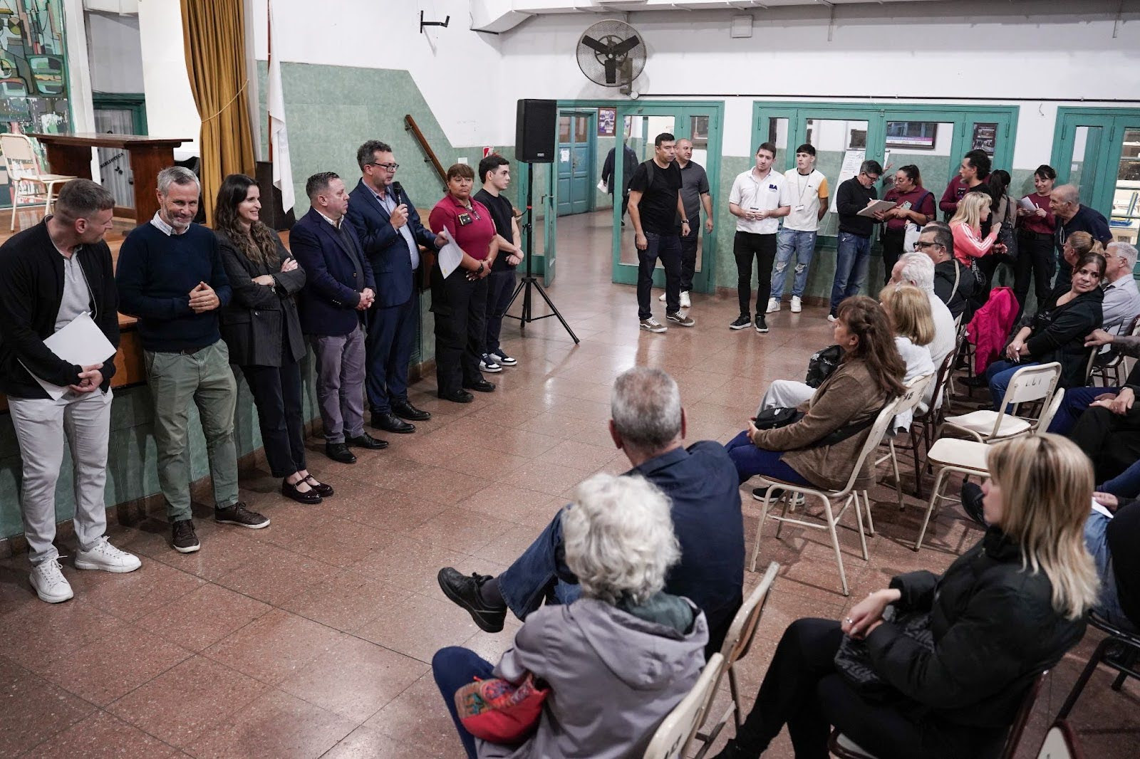 Reuniones entre vecinos y comisarios de todas las comunas