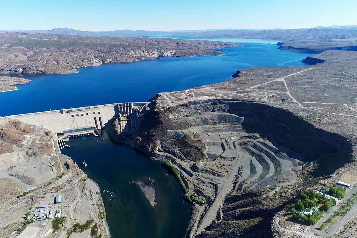 Privatización energética: Nación licita cuatro represas clave del Comahue