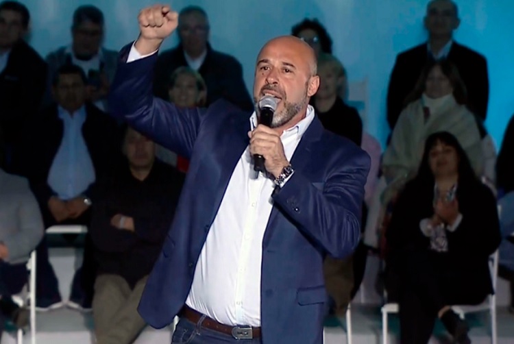 Corrientes: “Tincho” Ascúa desafía a Valdés y le gana la pulseada a Colombi