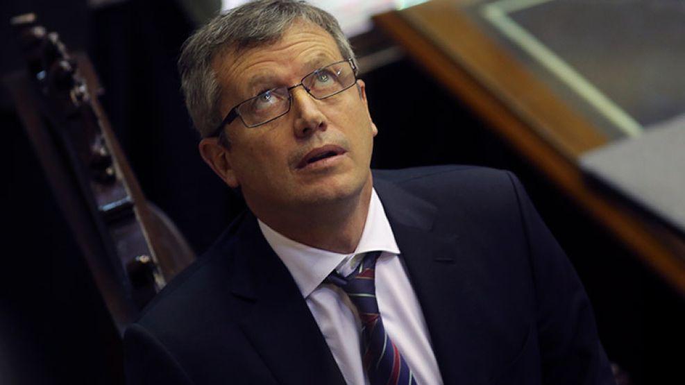 Críticas de Monzó a Milei: "Faltan profesionales de prestigio"