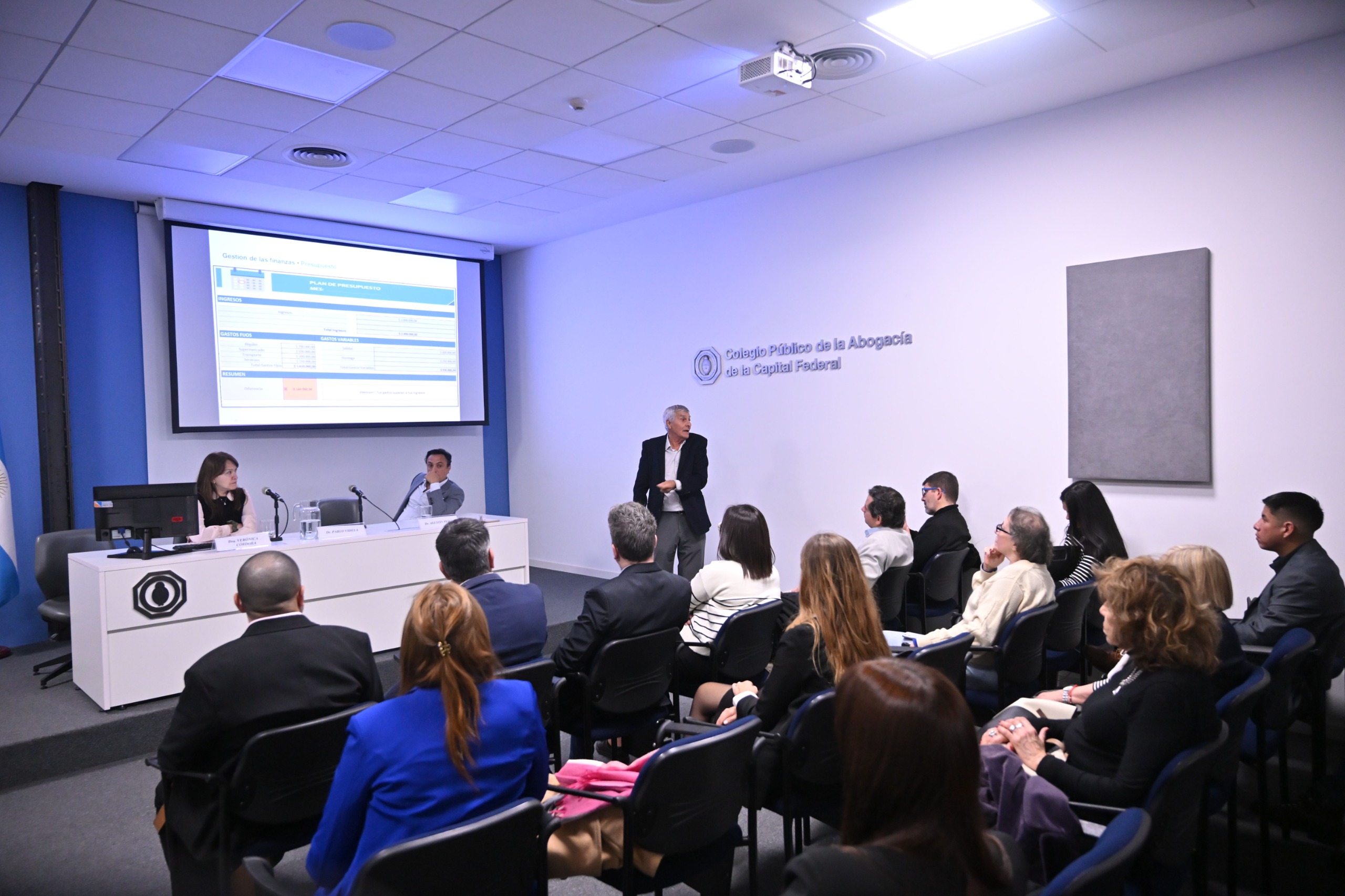 Educación financiera para profesionales de la abogacía