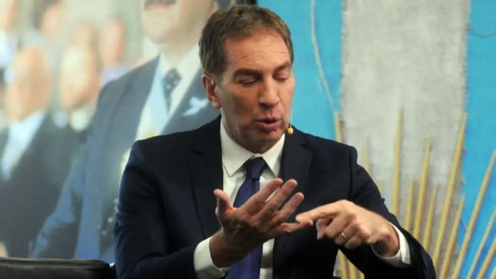 Santilli: “Si descontamos en la provincia, Milei gana la nacional"