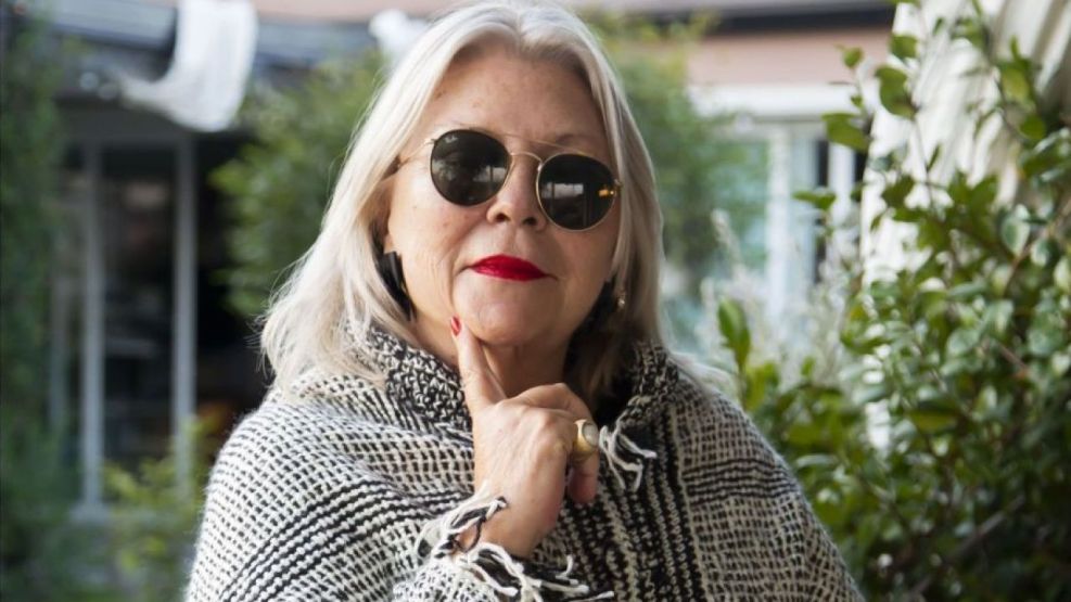 Carrió, con sus candidatos: “Estamos chocando contra la otra banquina”