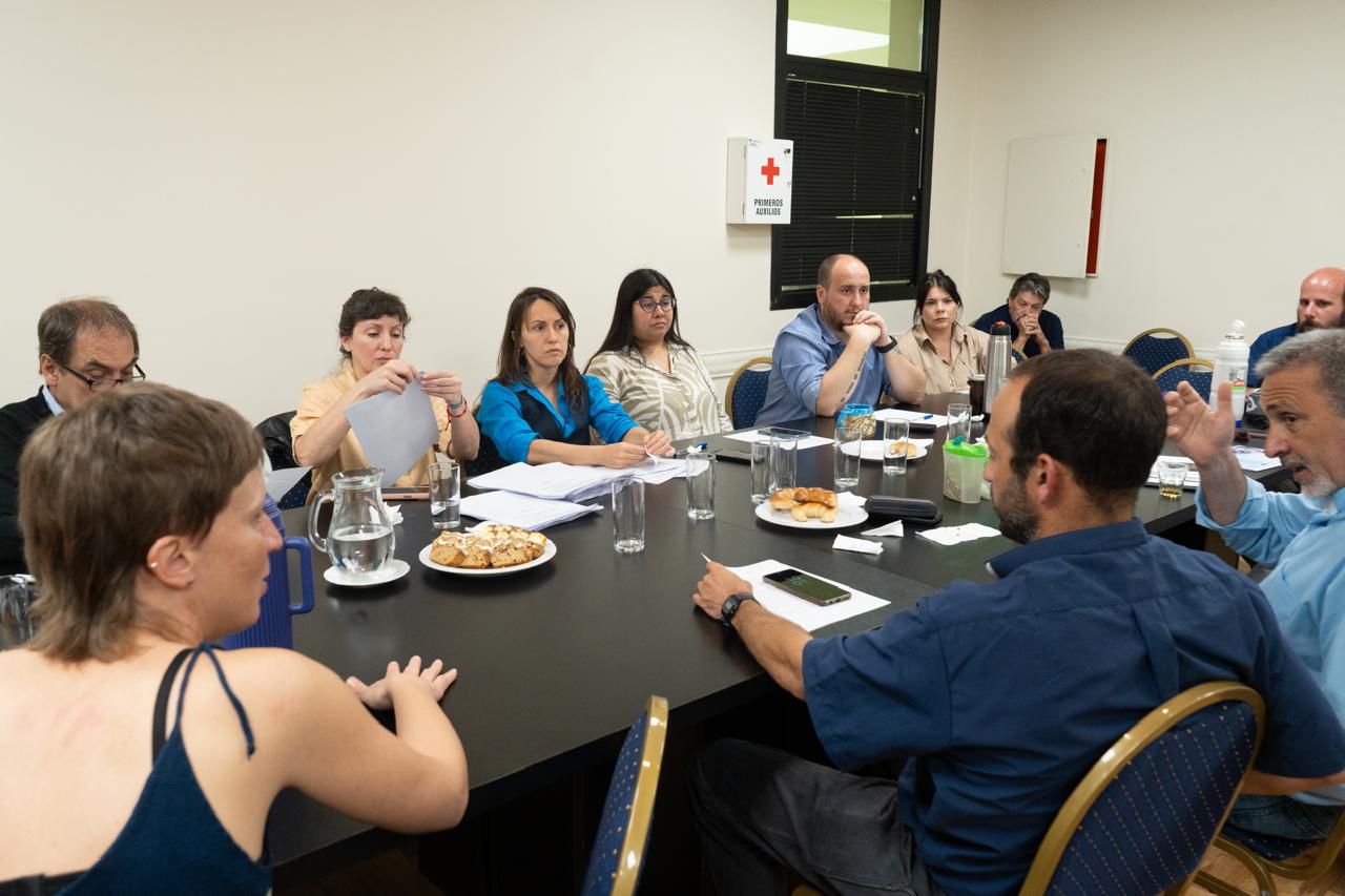El bloque UP recibió a los curas de barrios populares de CABA