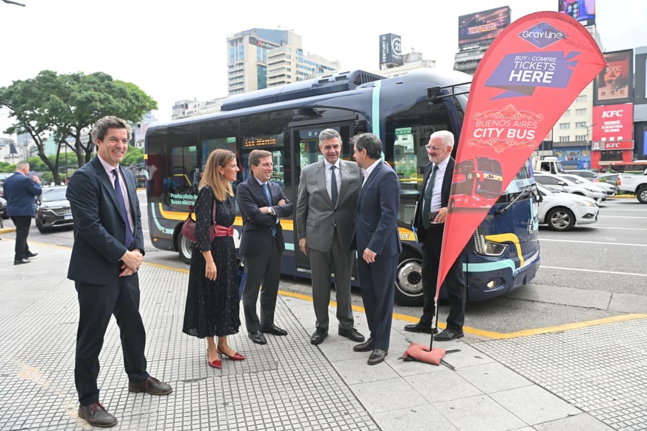 Buenos Aires y Madrid trabajan en planes para mejorar la movilidad
