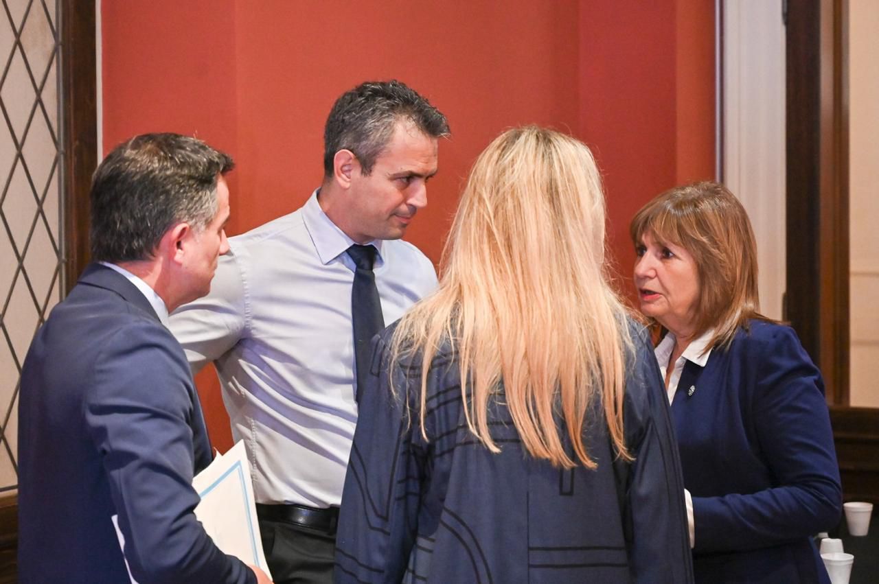 Karina Milei y Martín Menem maniobran para blindar el Senado y aislar a Villarruel