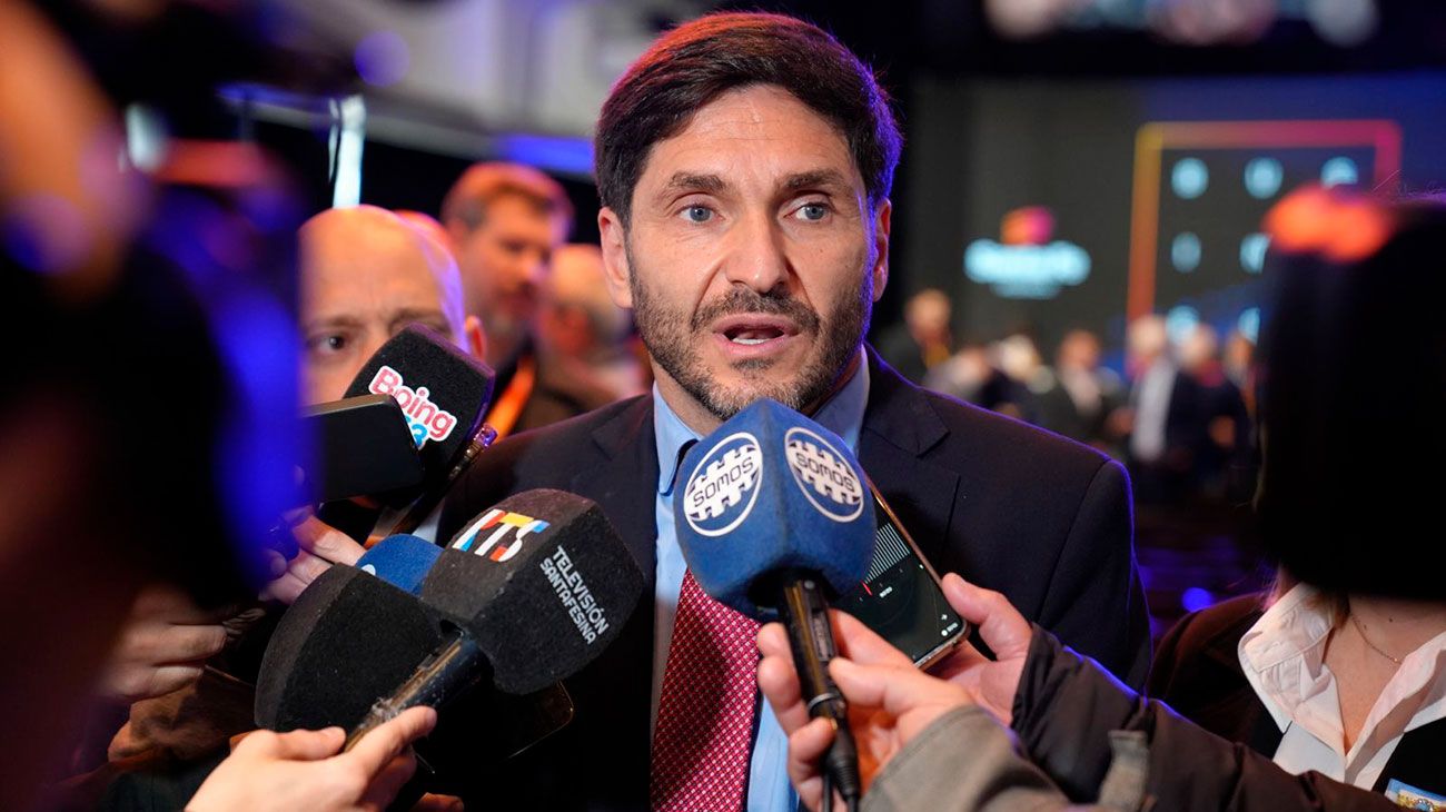 Pullaro dijo que con los recursos de las provincias “subsidian al Conurbano bonaerense”