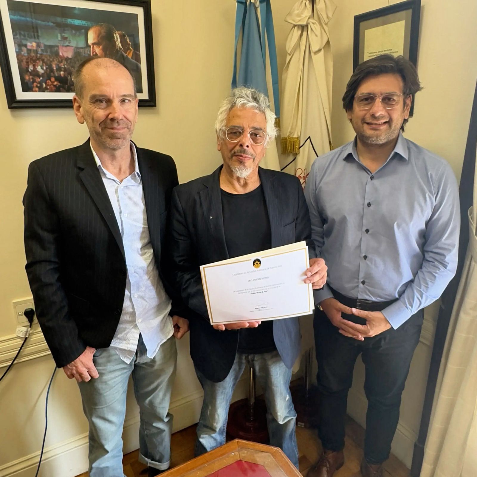 La Legislatura distinguió a la Rock & Pop por sus 40 años