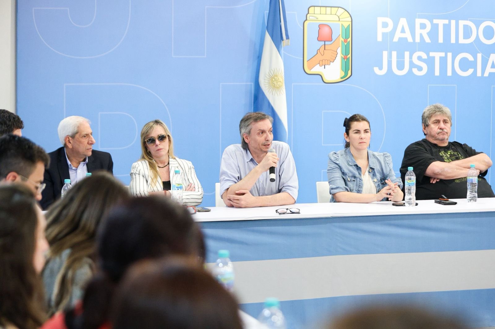 Cátarsis kirchnerista en Matheu: unidad para resistir en el Congreso