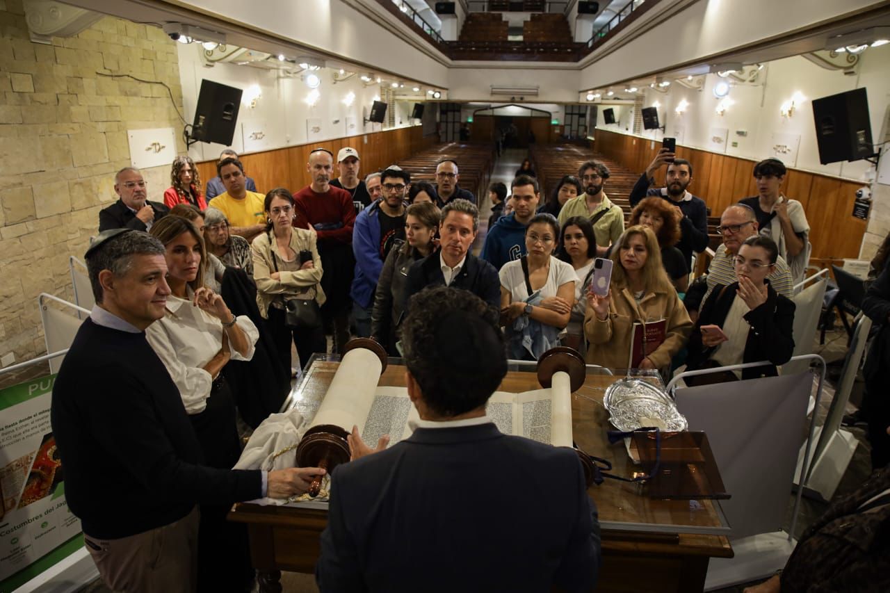 Más de 40 mil personas en de la Noche de los Templos en la CABA