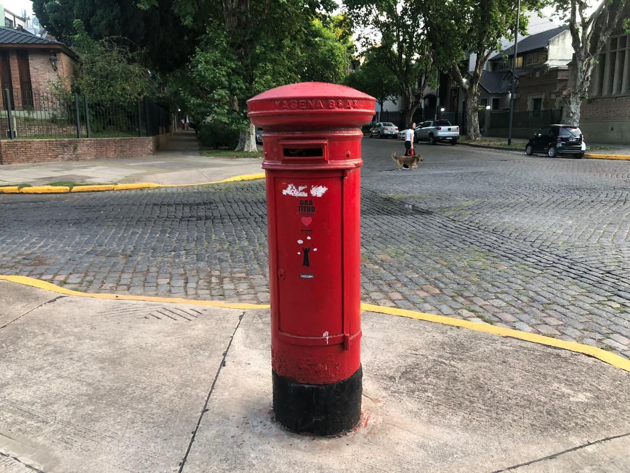 Un buzón histórico recorrerá CABA para las cartas a Papá Noel