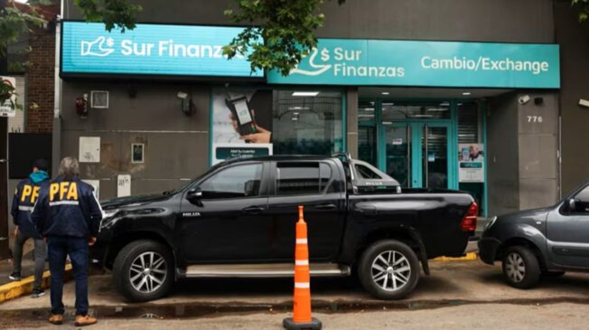 La Justicia golpea al fútbol: allanamientos por la causa Sur Finanzas