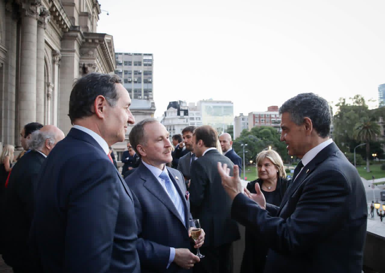 Jorge Macri desplegó poder político y empresarial en el Teatro Colón
