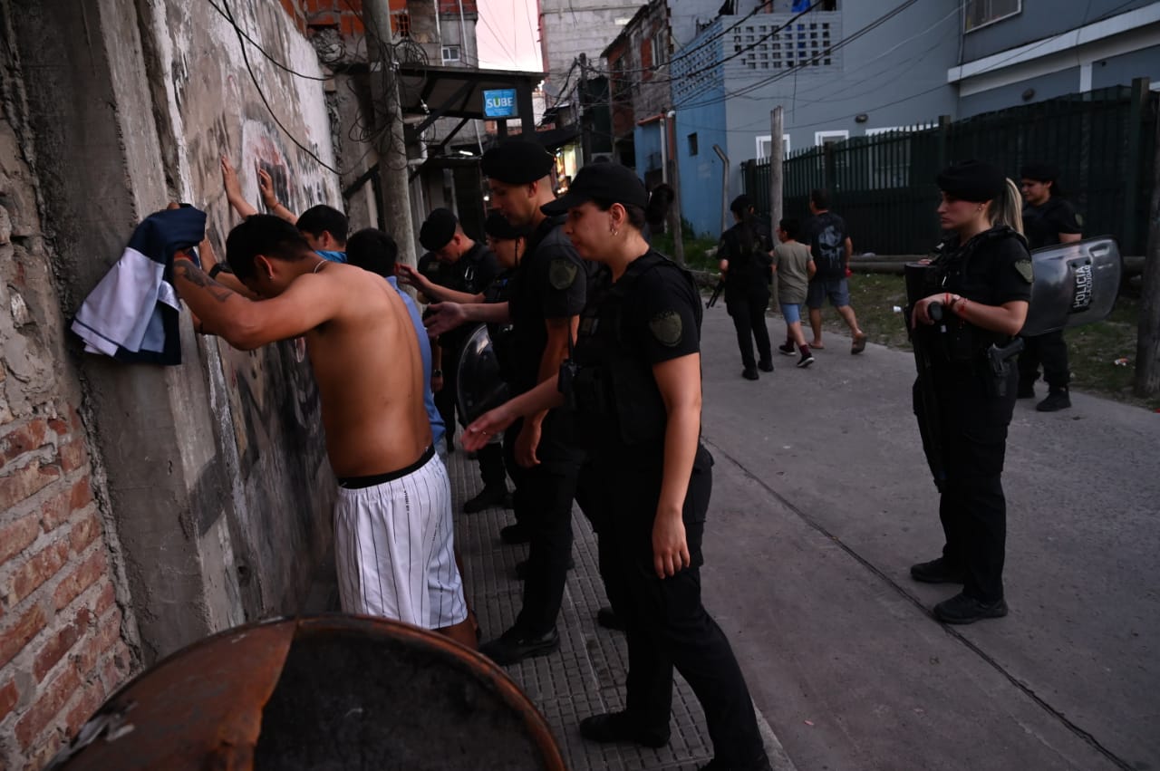 Policía de la Ciudad cumple un año en la 1.11.14, última zona en manos federales