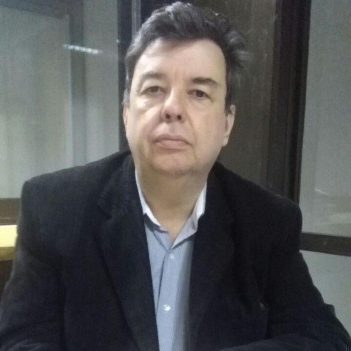 Alejandro Van de Casteele