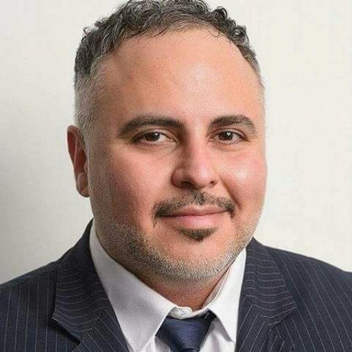 Fernando León